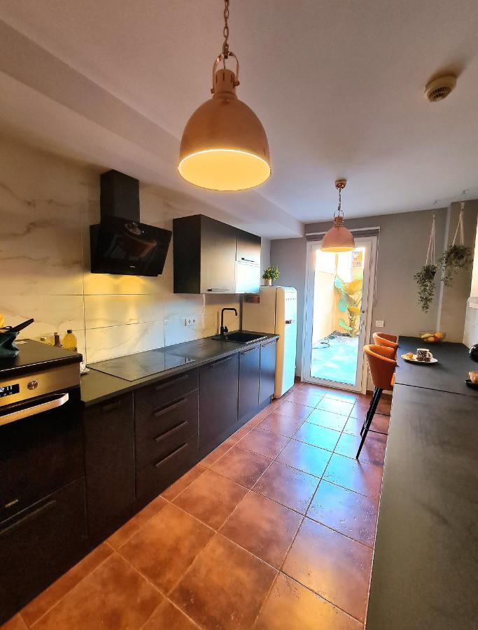Casa Zalla 110M2, 200M2 Garden, Pool, 1Gb Wi-Fi, Private Parking コラレホ エクステリア 写真