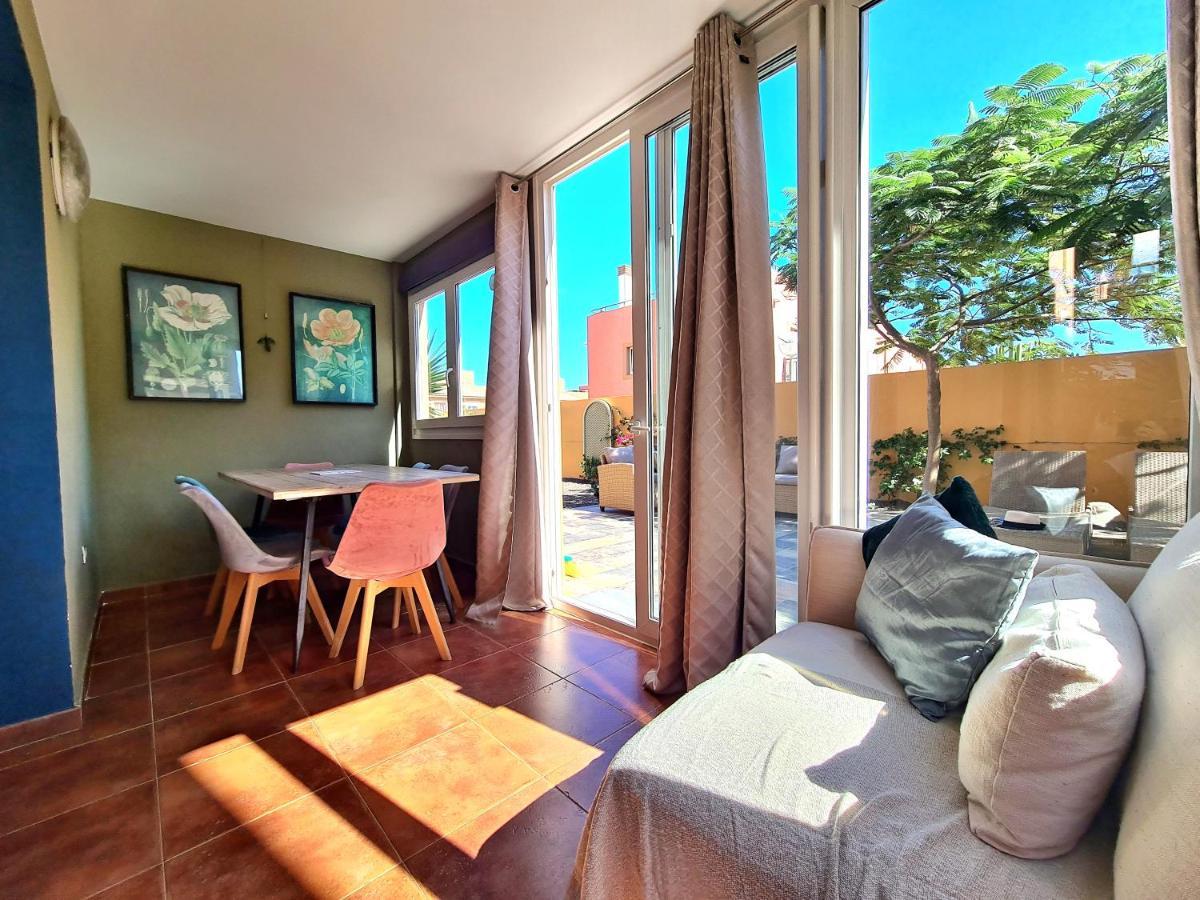 Casa Zalla 110M2, 200M2 Garden, Pool, 1Gb Wi-Fi, Private Parking コラレホ エクステリア 写真