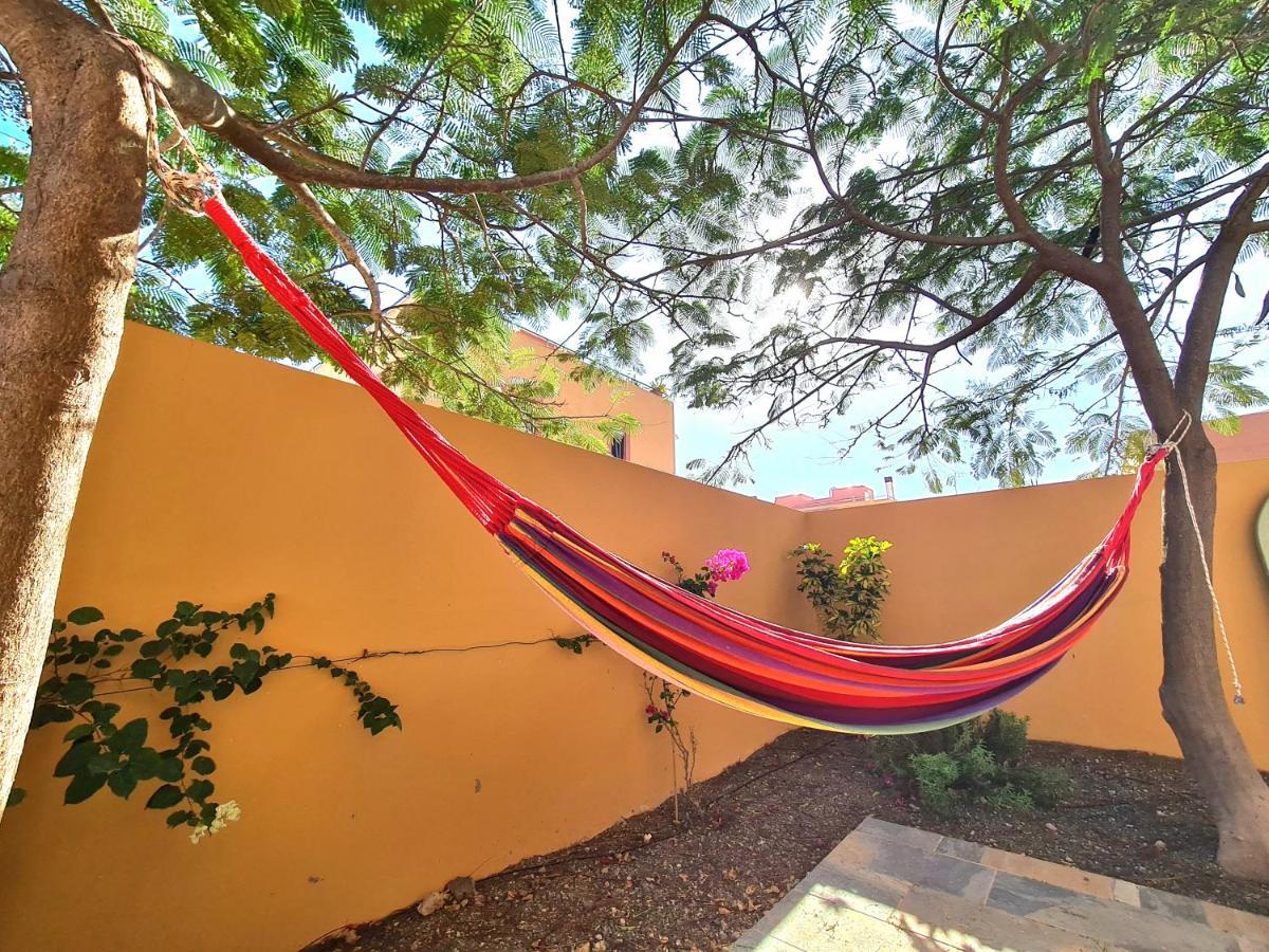 Casa Zalla 110M2, 200M2 Garden, Pool, 1Gb Wi-Fi, Private Parking コラレホ エクステリア 写真